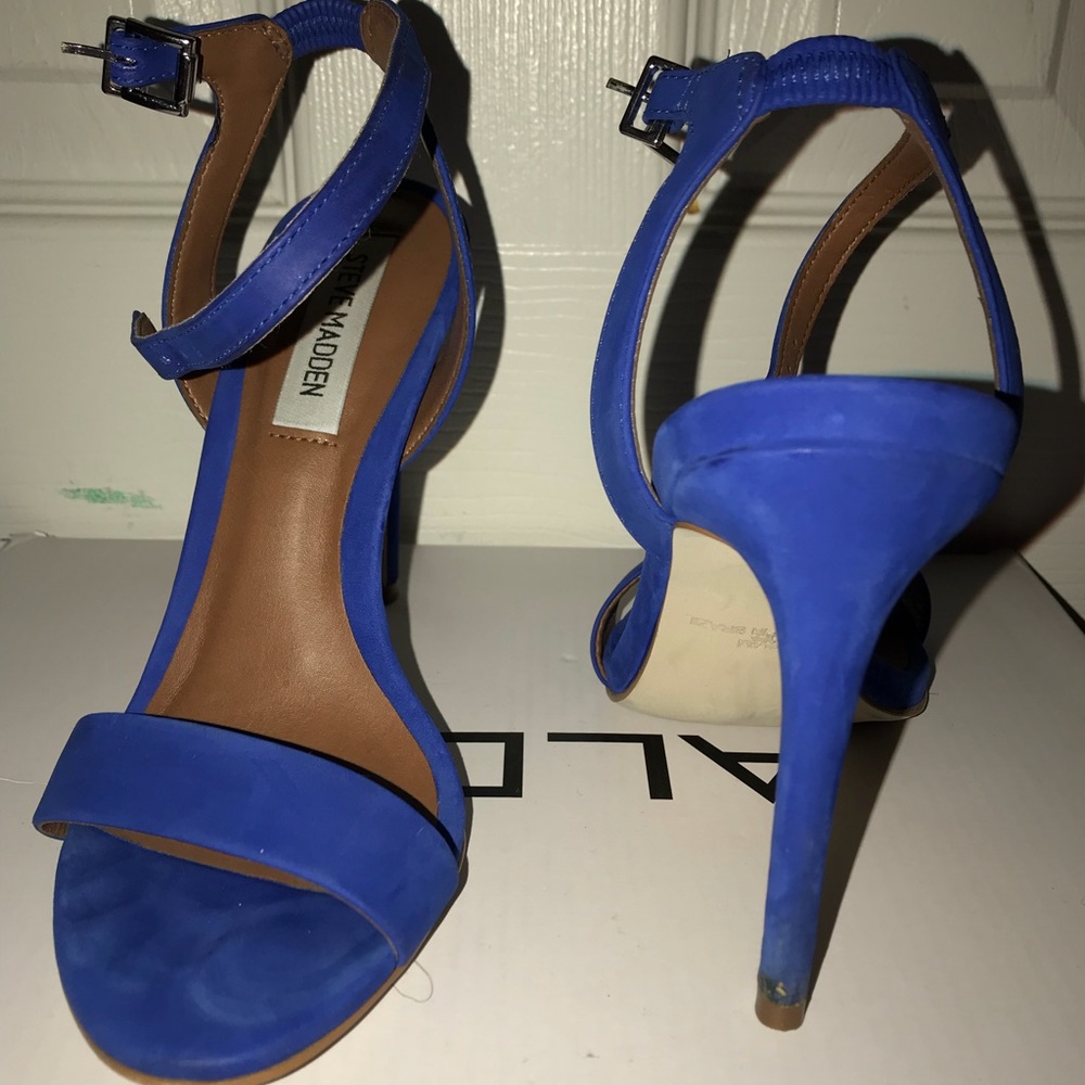 Heels - Picture 3 of 4